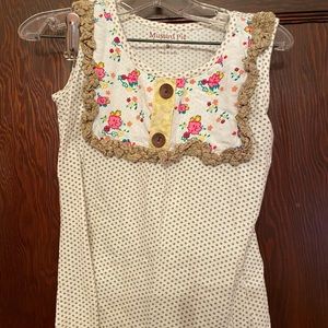 Adorable 2 piece outfit by Mud Pie